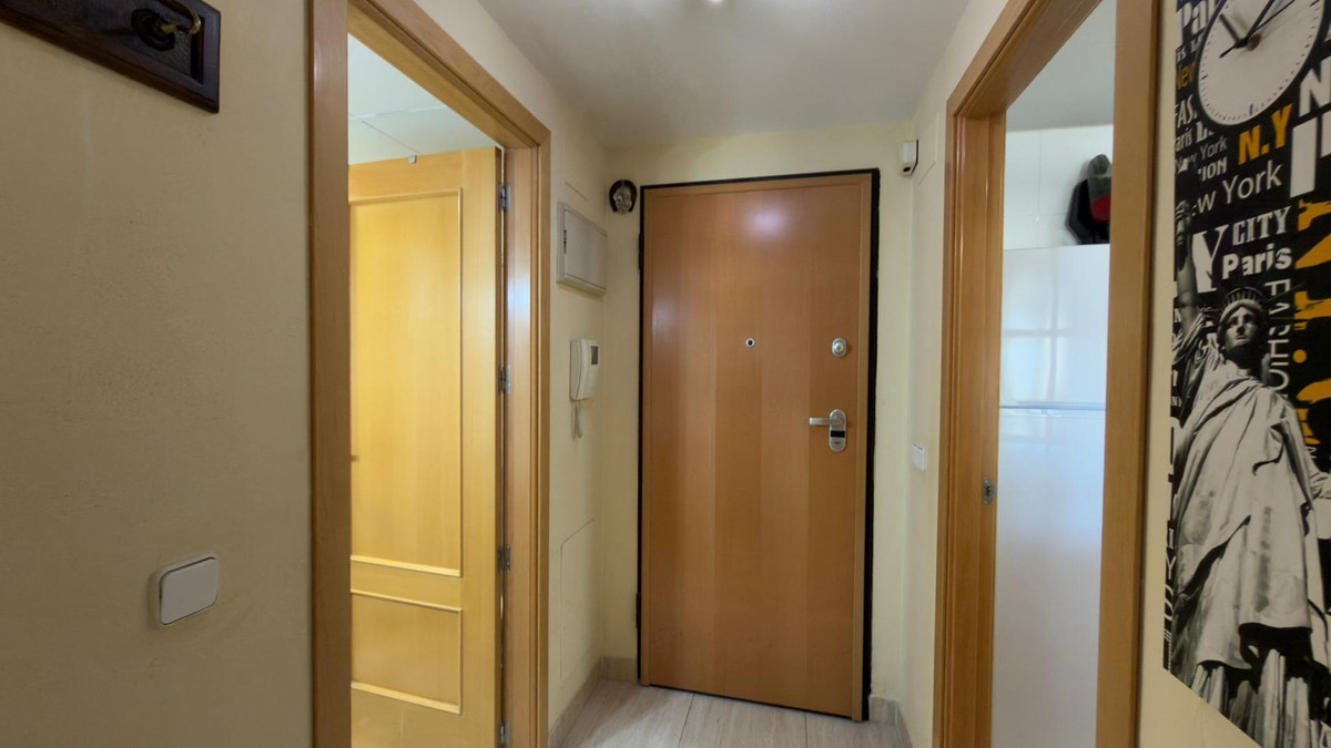 Se vende Apartamento Planta Media de 2 dormitorios en Costa Blanca, Alicante, España