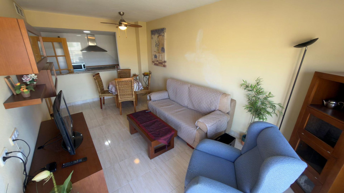 Se vende Apartamento Planta Media de 2 dormitorios en Costa Blanca, Alicante, España