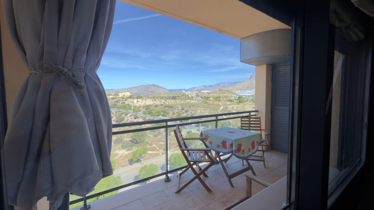 Se vende Apartamento Planta Media de 2 dormitorios en Costa Blanca, Alicante, España