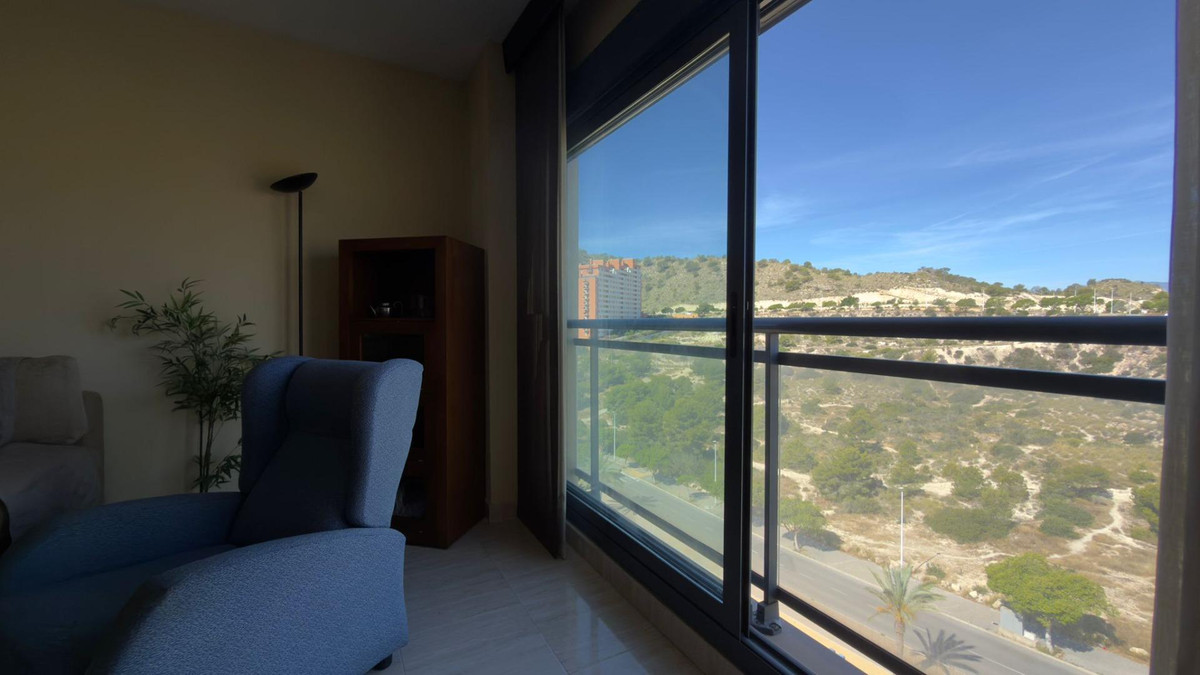 Se vende Apartamento Planta Media de 2 dormitorios en Costa Blanca, Alicante, España