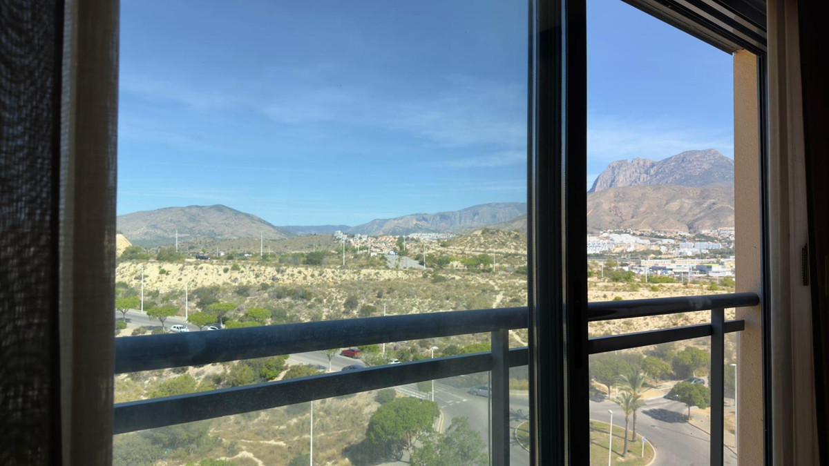 Se vende Apartamento Planta Media de 2 dormitorios en Costa Blanca, Alicante, España