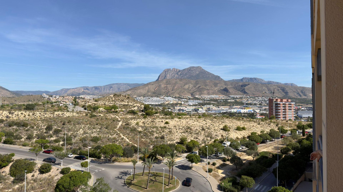 Se vende Apartamento Planta Media de 2 dormitorios en Costa Blanca, Alicante, España