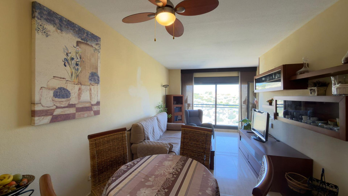 Se vende Apartamento Planta Media de 2 dormitorios en Costa Blanca, Alicante, España