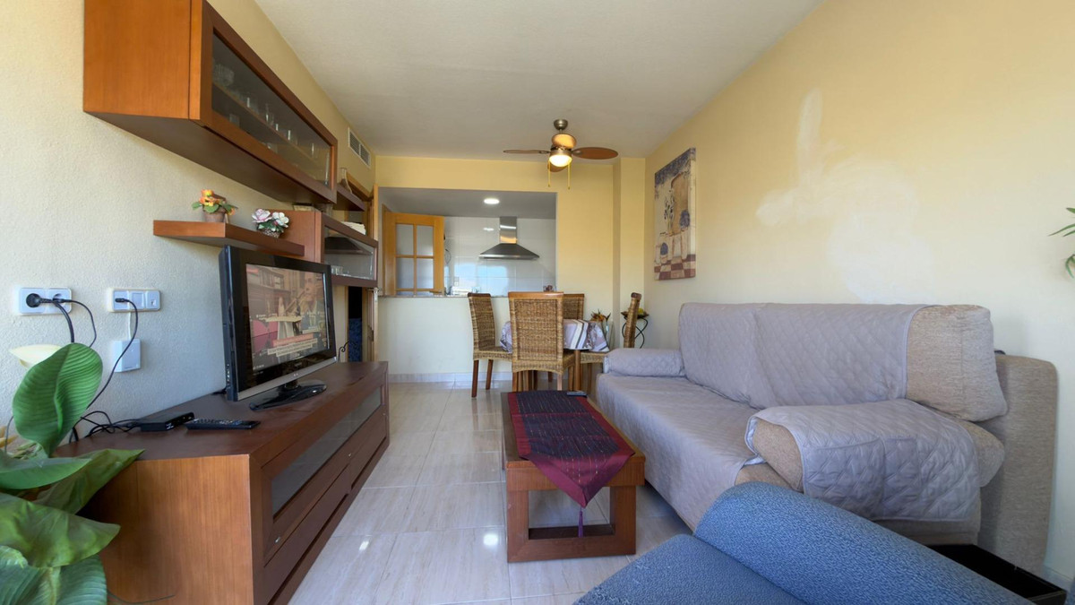 Se vende Apartamento Planta Media de 2 dormitorios en Costa Blanca, Alicante, España