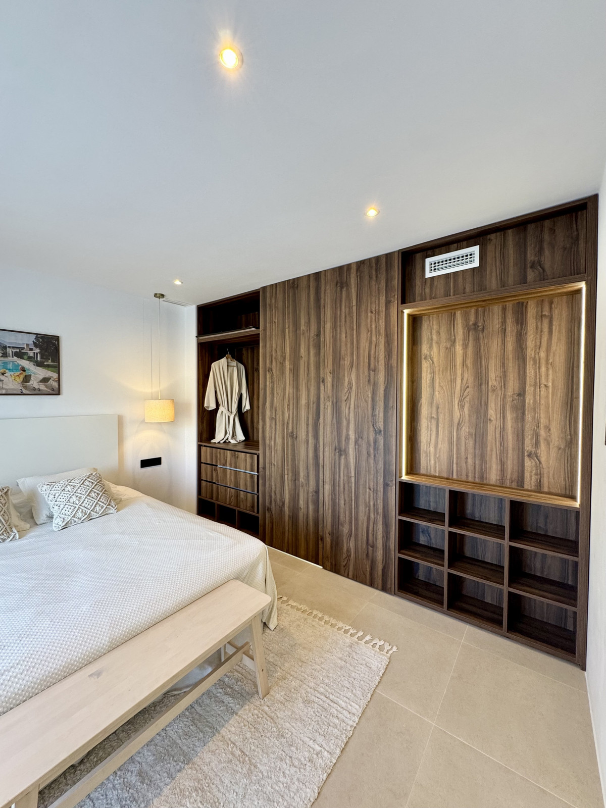 3 Bed Apartment for sale in La Quinta Costa Del Sol, Málaga, Spain