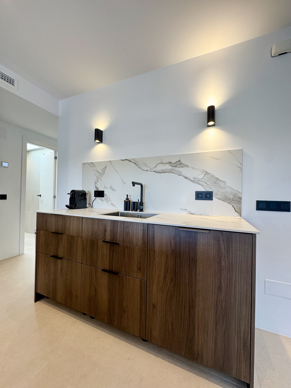 3 Bed Apartment for sale in La Quinta Costa Del Sol, Málaga, Spain