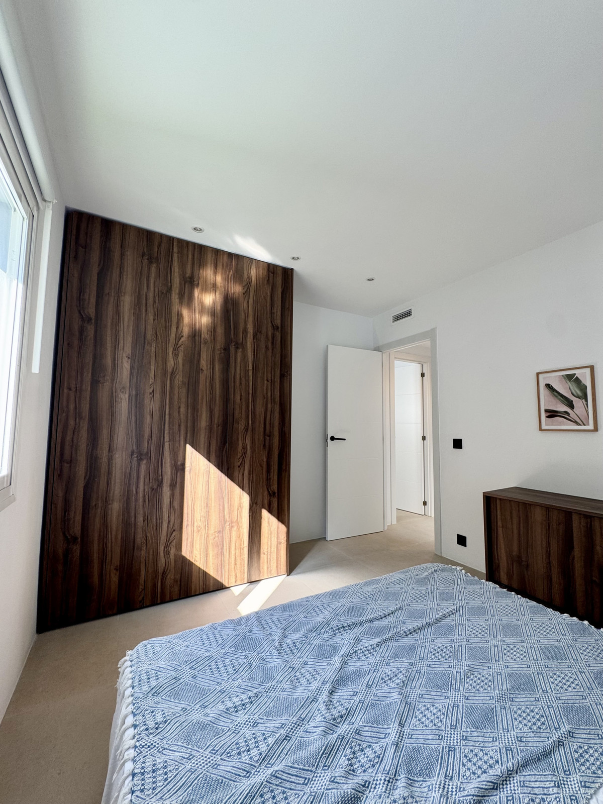 3 Bed Apartment for sale in La Quinta Costa Del Sol, Málaga, Spain