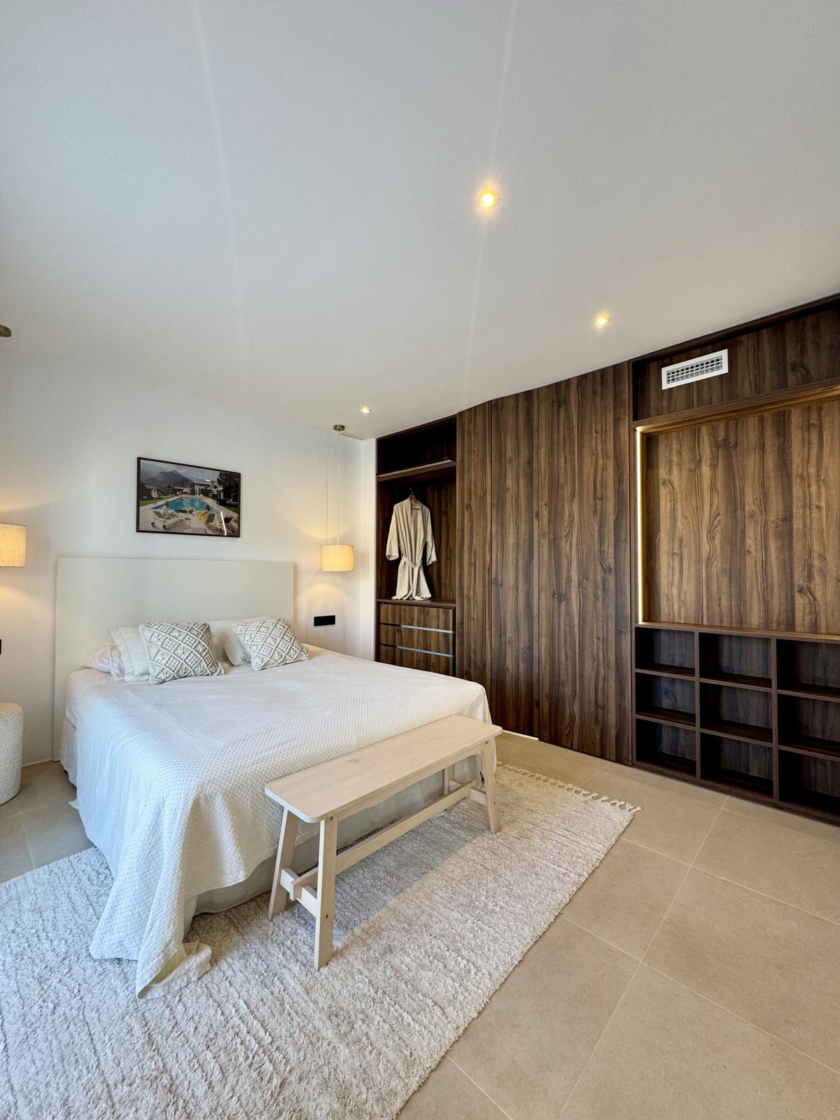 3 Bed Apartment for sale in La Quinta Costa Del Sol, Málaga, Spain