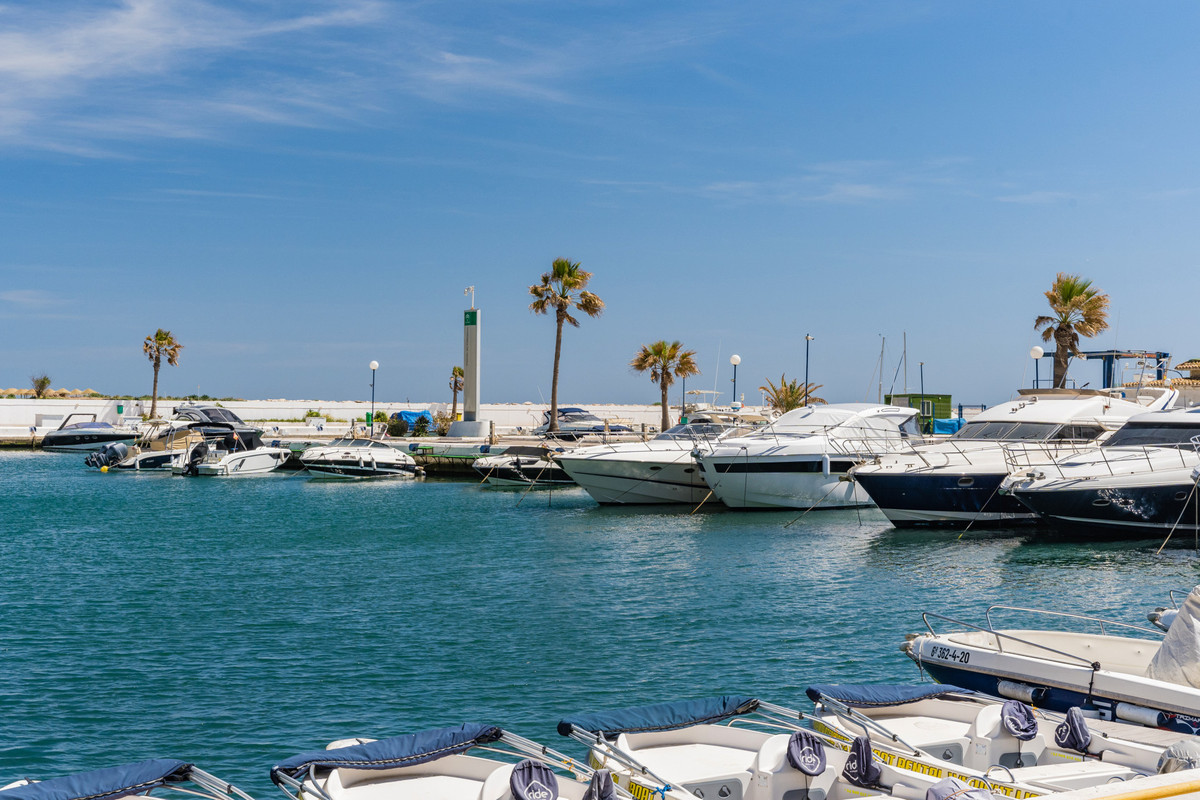 2 Bed Apartment for sale in Puerto De Cabopino Costa Del Sol, Málaga, Spain