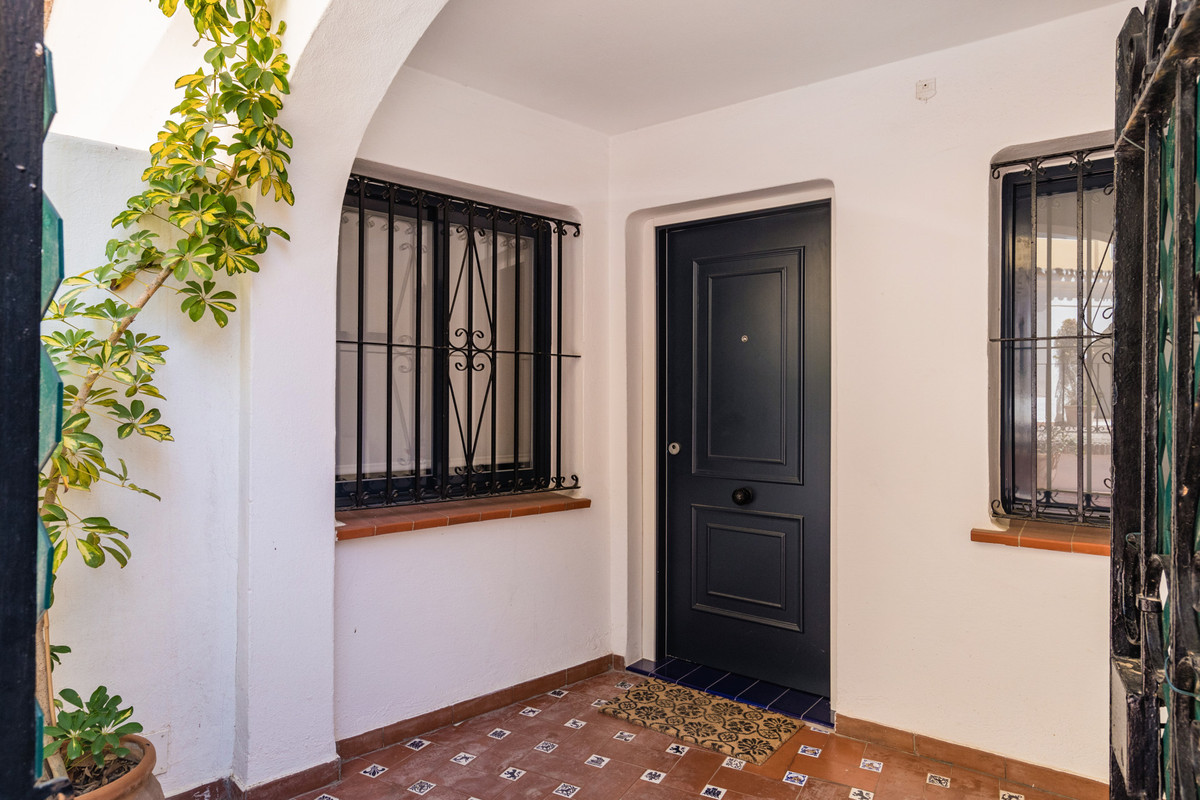2 Bed Apartment for sale in Puerto De Cabopino Costa Del Sol, Málaga, Spain