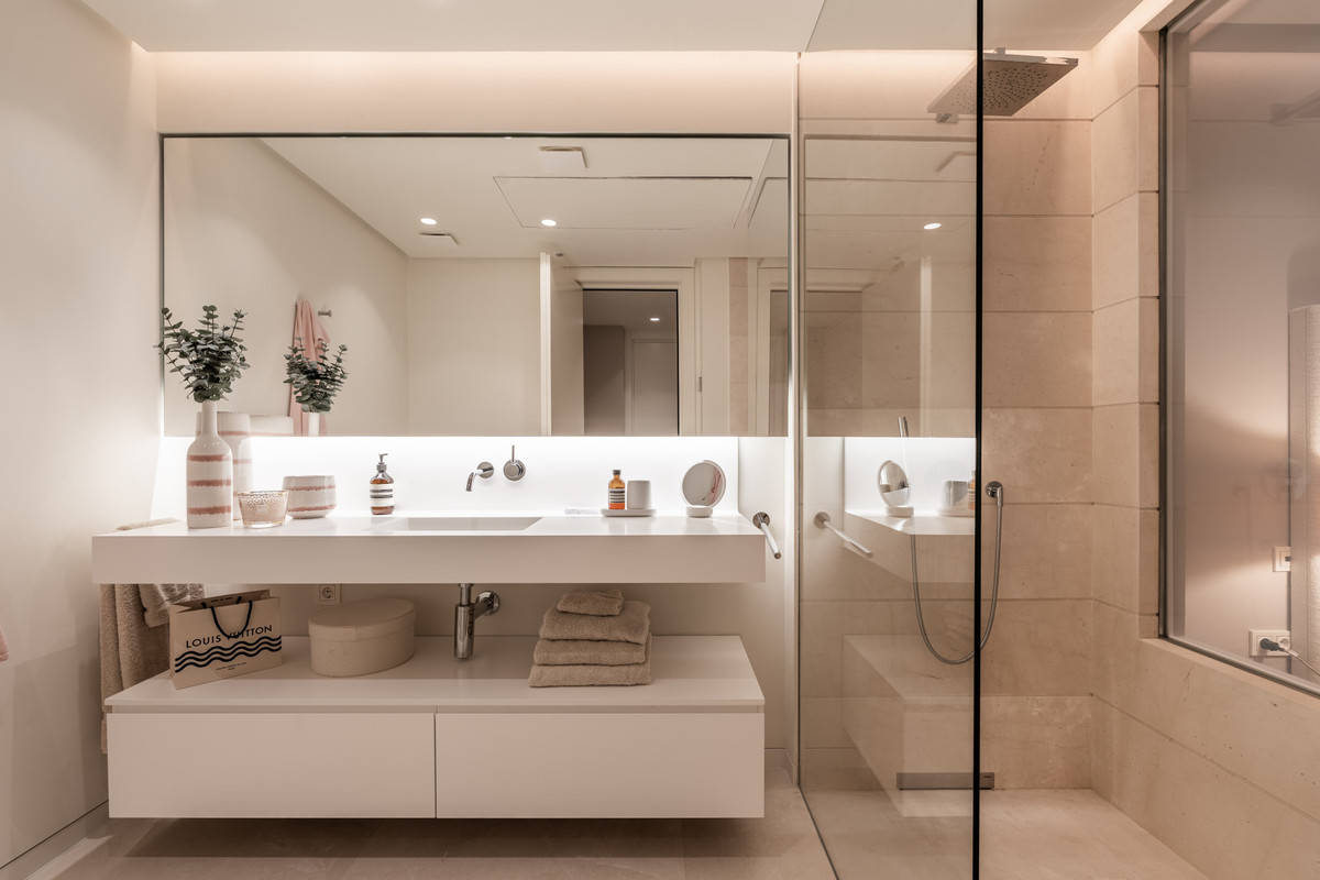 3 Bed Apartment for sale in Ojén Costa Del Sol, Málaga, Spain