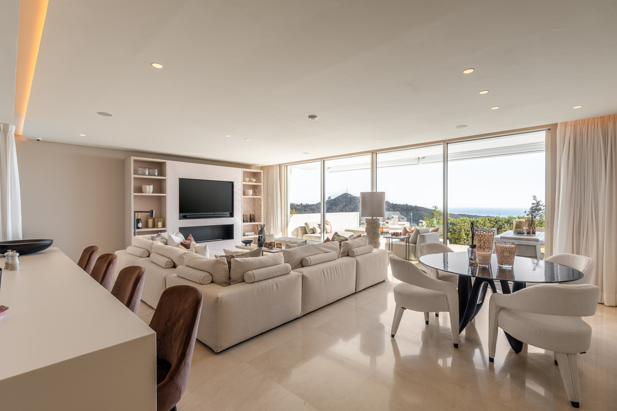 3 Bed Apartment for sale in Ojén Costa Del Sol, Málaga, Spain