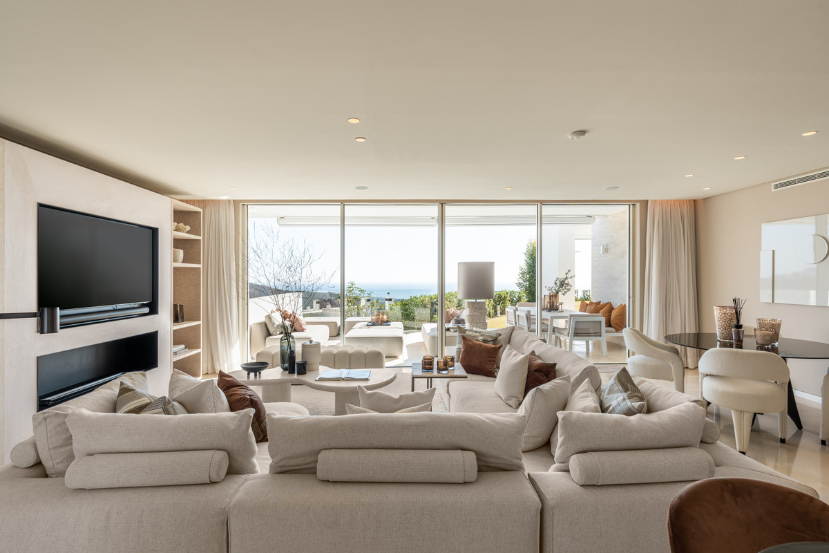 3 Bed Apartment for sale in Ojén Costa Del Sol, Málaga, Spain
