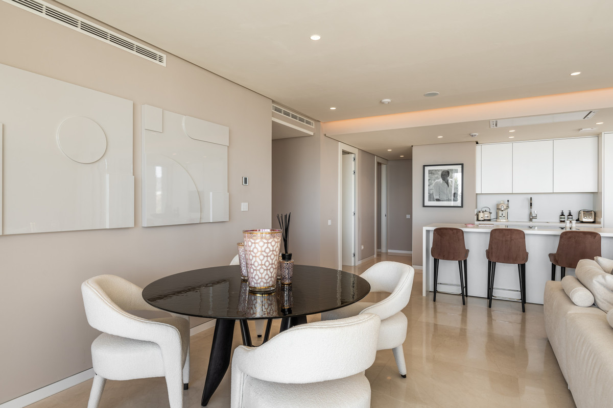 3 Bed Apartment for sale in Ojén Costa Del Sol, Málaga, Spain
