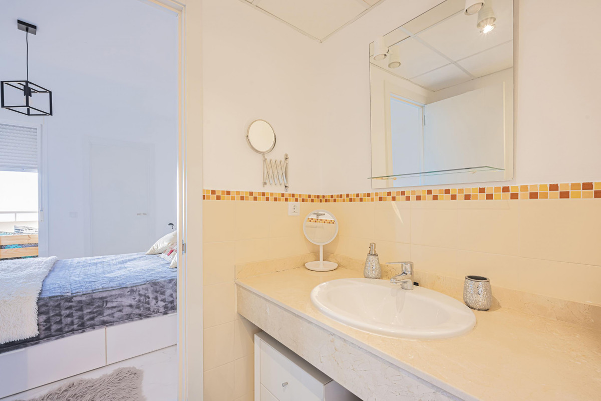 2 Bed Apartment for sale in Mijas Costa Del Sol, Málaga, Spain