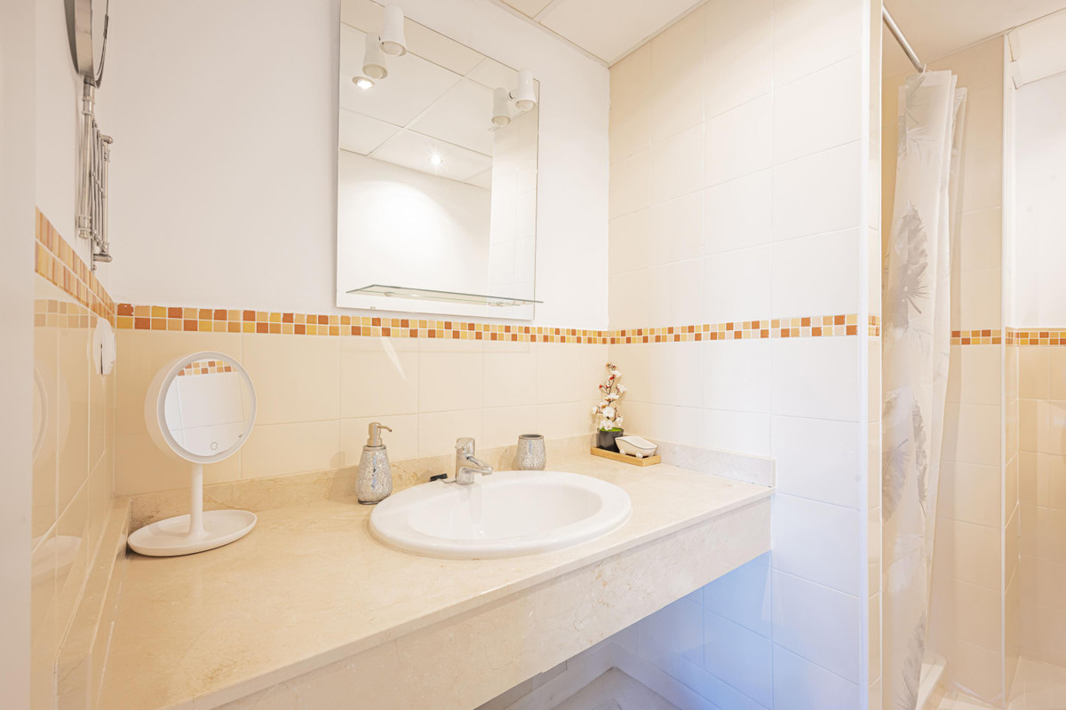 2 Bed Apartment for sale in Mijas Costa Del Sol, Málaga, Spain