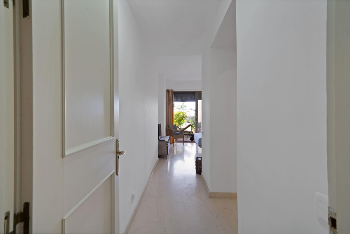 2 Bed Apartment for sale in Estepona Costa Del Sol, Málaga, Spain