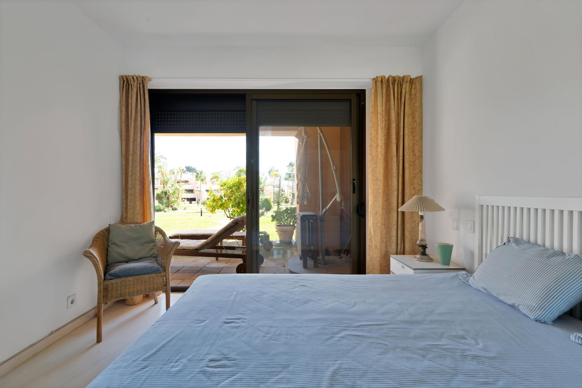 2 Bed Apartment for sale in Estepona Costa Del Sol, Málaga, Spain