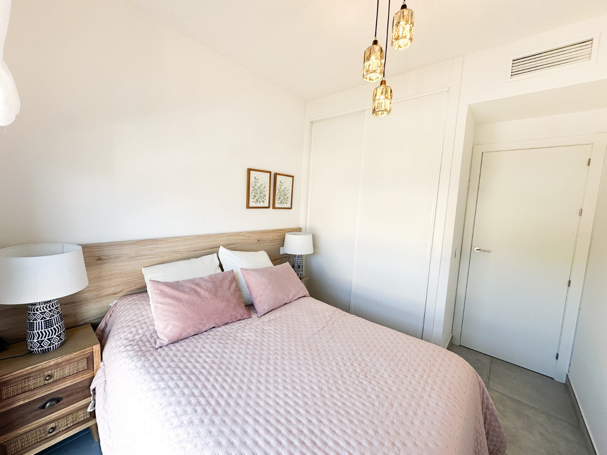 Se vende Apartamento en Planta Última de 2 dormitorios en Costa Blanca, Alicante, España