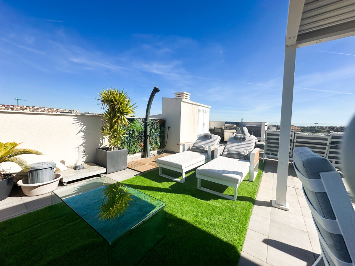 Se vende Apartamento en Planta Última de 2 dormitorios en Costa Blanca, Alicante, España