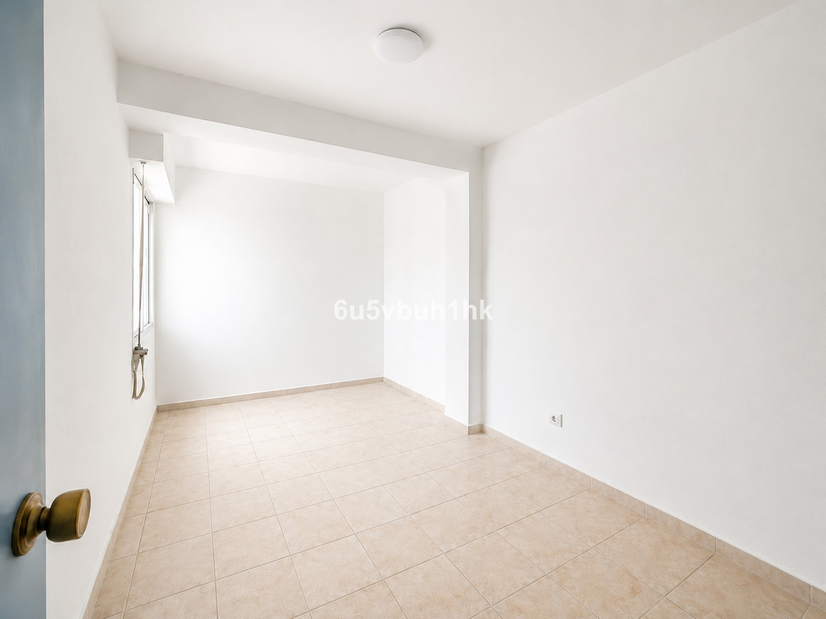 3 Bed Apartment for sale in Marbella Costa Del Sol, Málaga, Spain