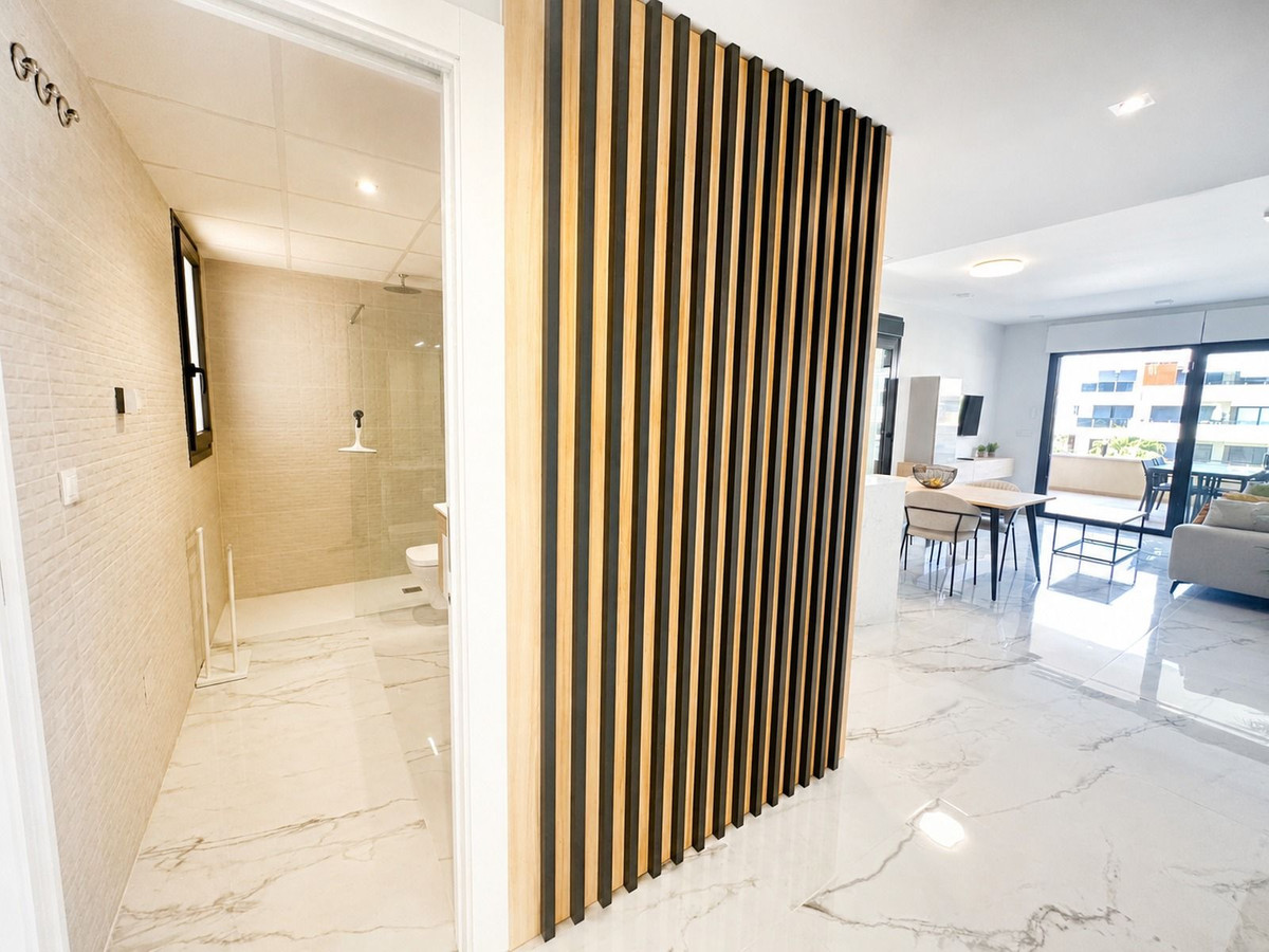 Se vende Apartamento Planta Media de 2 dormitorios en Costa Blanca, Alicante, España