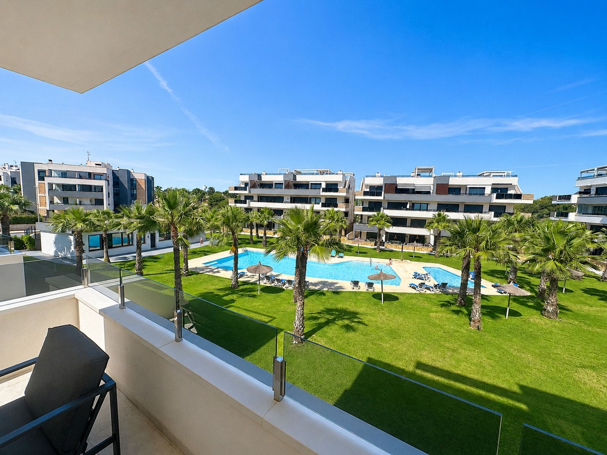 Se vende Apartamento Planta Media de 2 dormitorios en Costa Blanca, Alicante, España