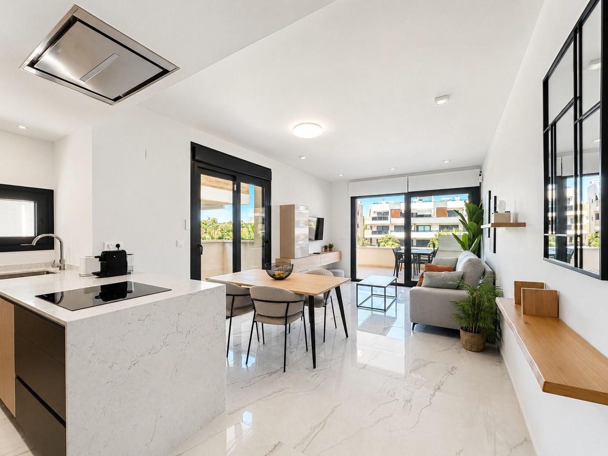 Se vende Apartamento Planta Media de 2 dormitorios en Costa Blanca, Alicante, España