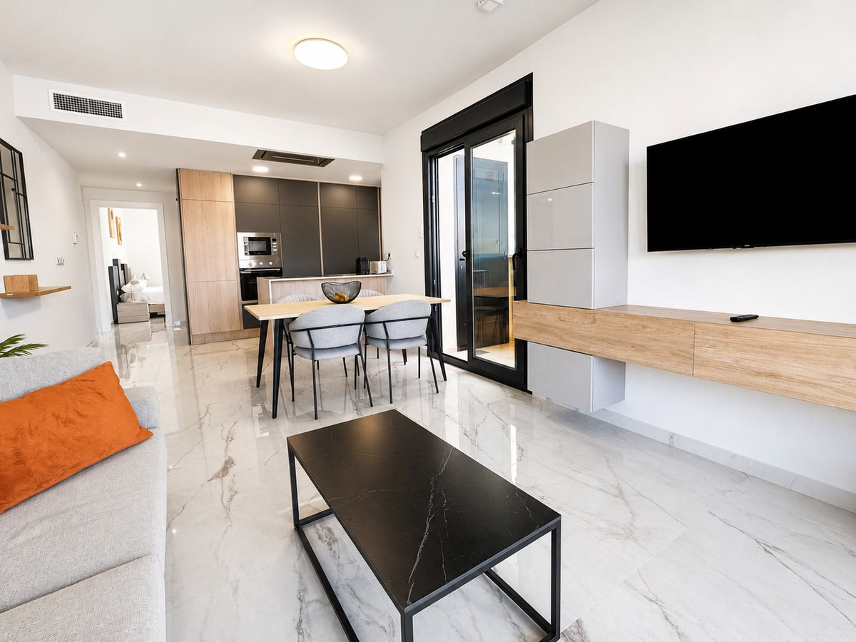 Se vende Apartamento Planta Media de 2 dormitorios en Costa Blanca, Alicante, España