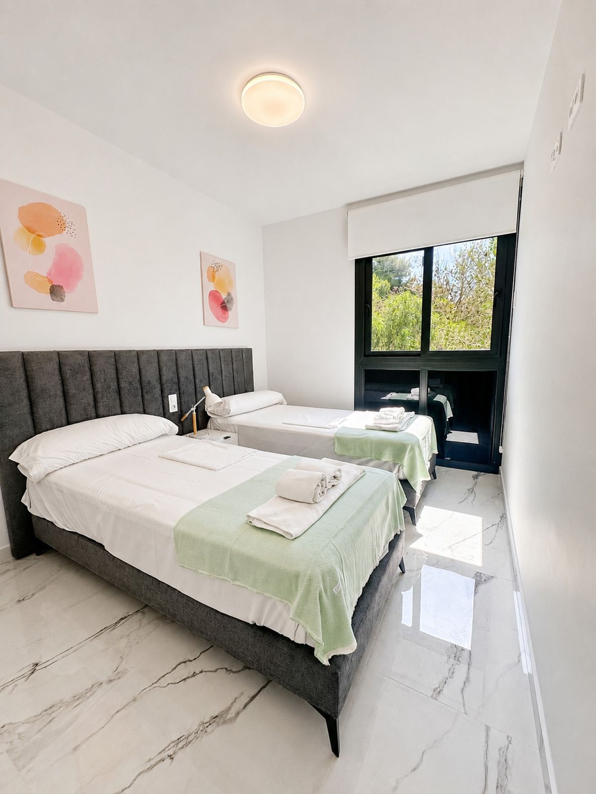 Se vende Apartamento Planta Media de 2 dormitorios en Costa Blanca, Alicante, España