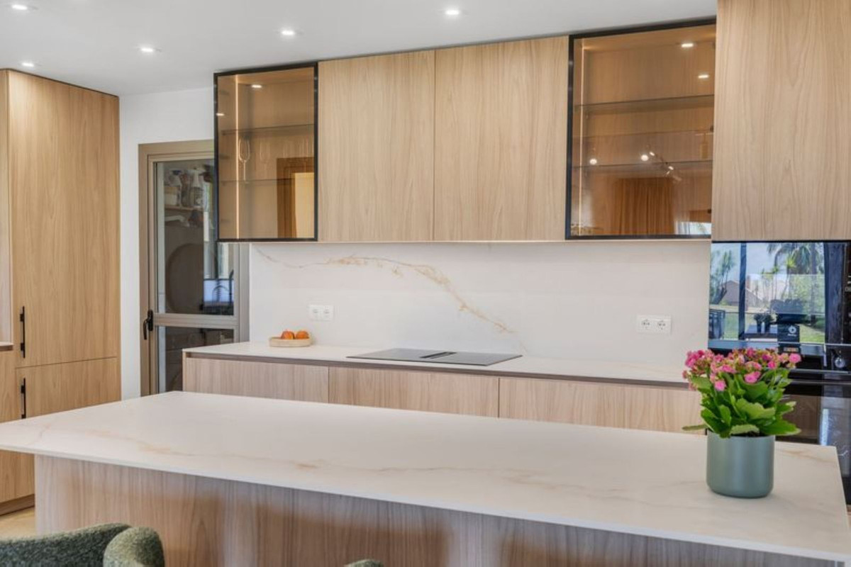Se vende Apartamento Planta Baja de 3 dormitorios en Costa Del Sol, Málaga, España