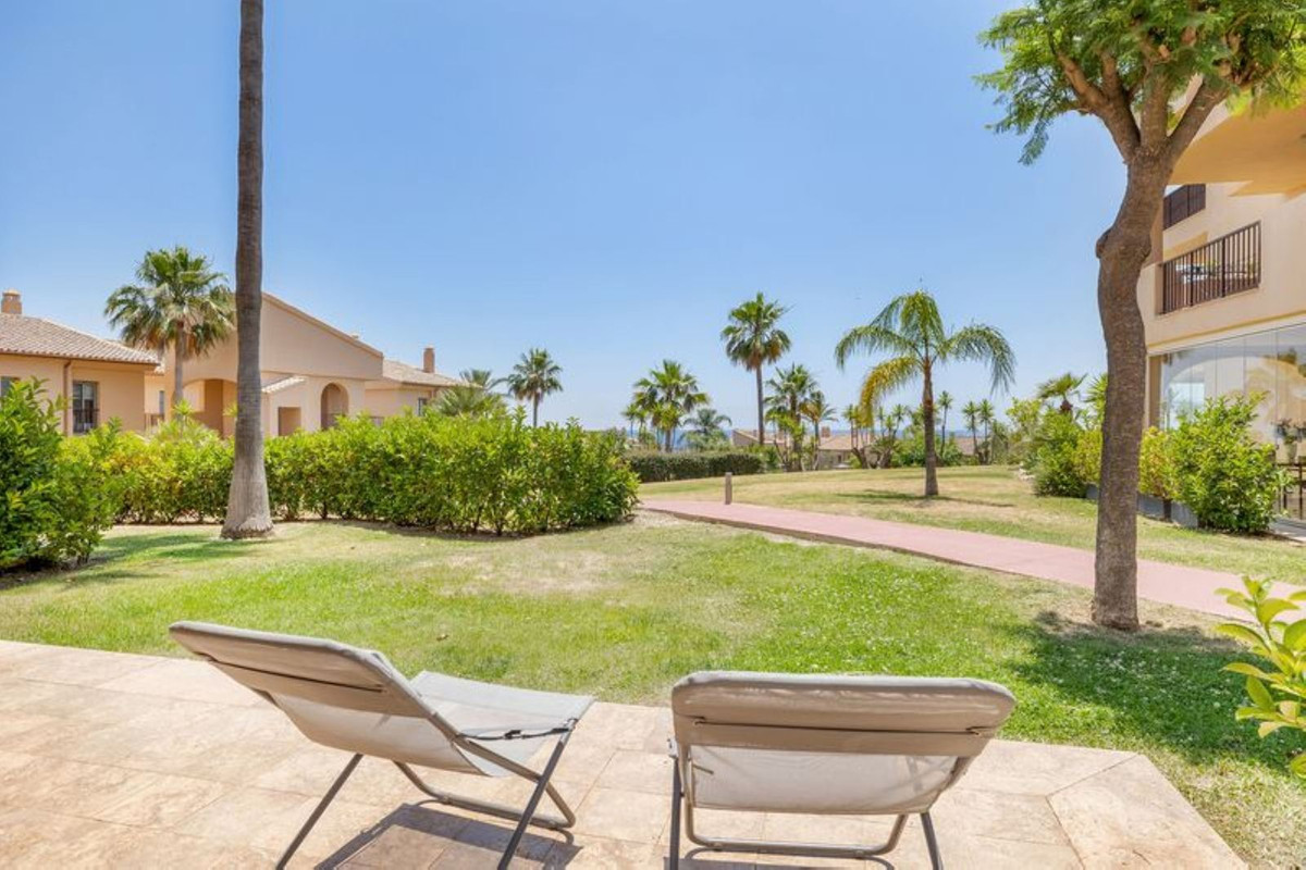 Se vende Apartamento Planta Baja de 3 dormitorios en Costa Del Sol, Málaga, España