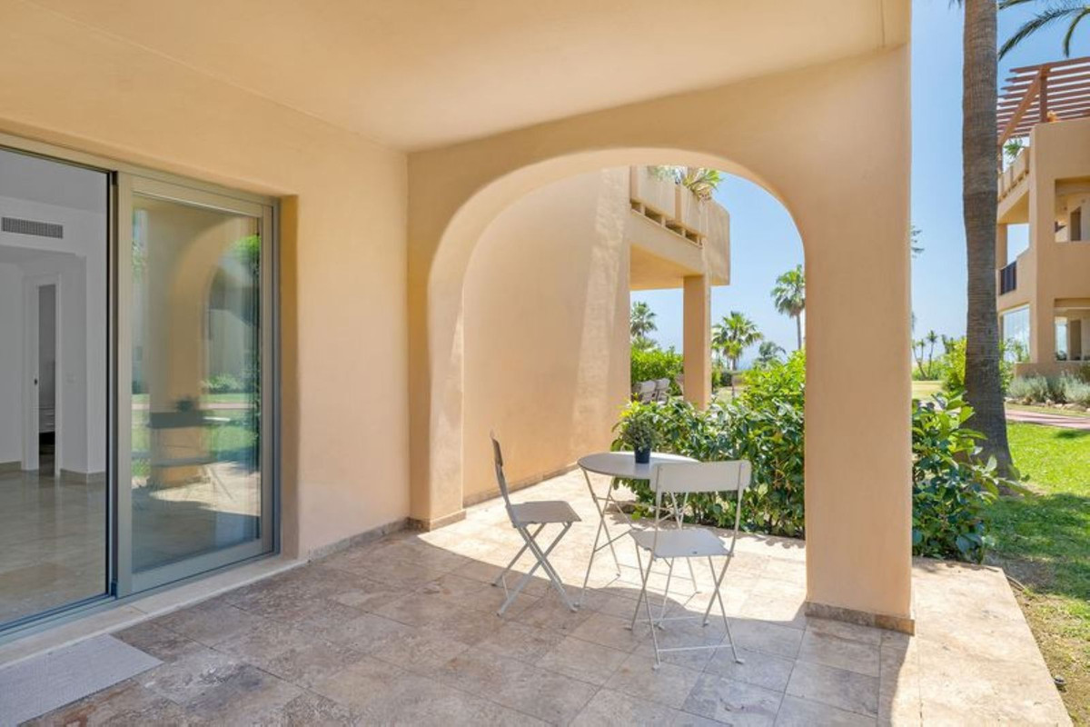 Se vende Apartamento Planta Baja de 3 dormitorios en Costa Del Sol, Málaga, España