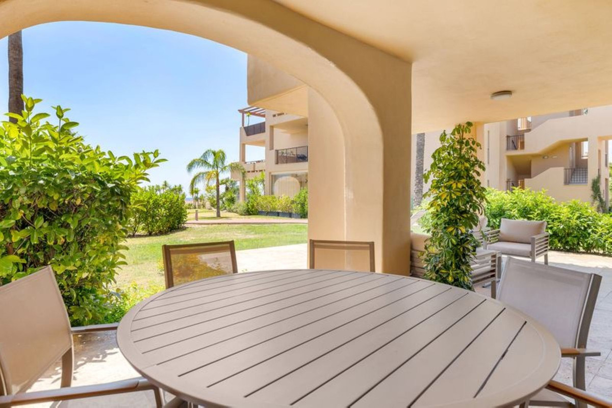 Se vende Apartamento Planta Baja de 3 dormitorios en Costa Del Sol, Málaga, España