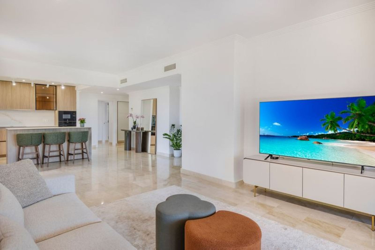 Se vende Apartamento Planta Baja de 3 dormitorios en Costa Del Sol, Málaga, España