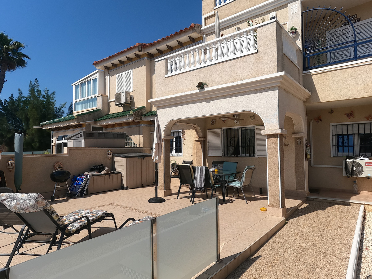 2 Bed Apartment for sale in Playa Flamenca Costa Blanca, Alicante, Spain