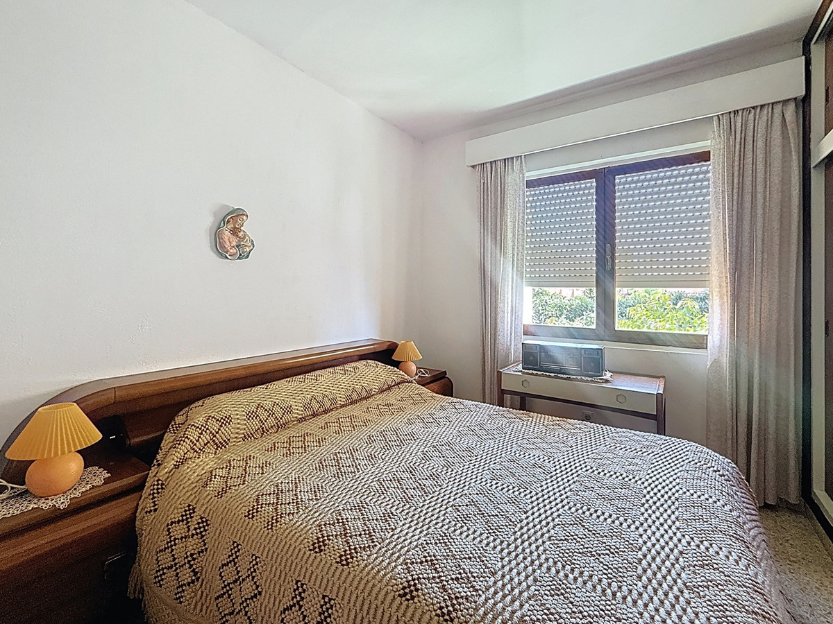 3 Bed Apartment for sale in Estepona Costa Del Sol, Málaga, Spain
