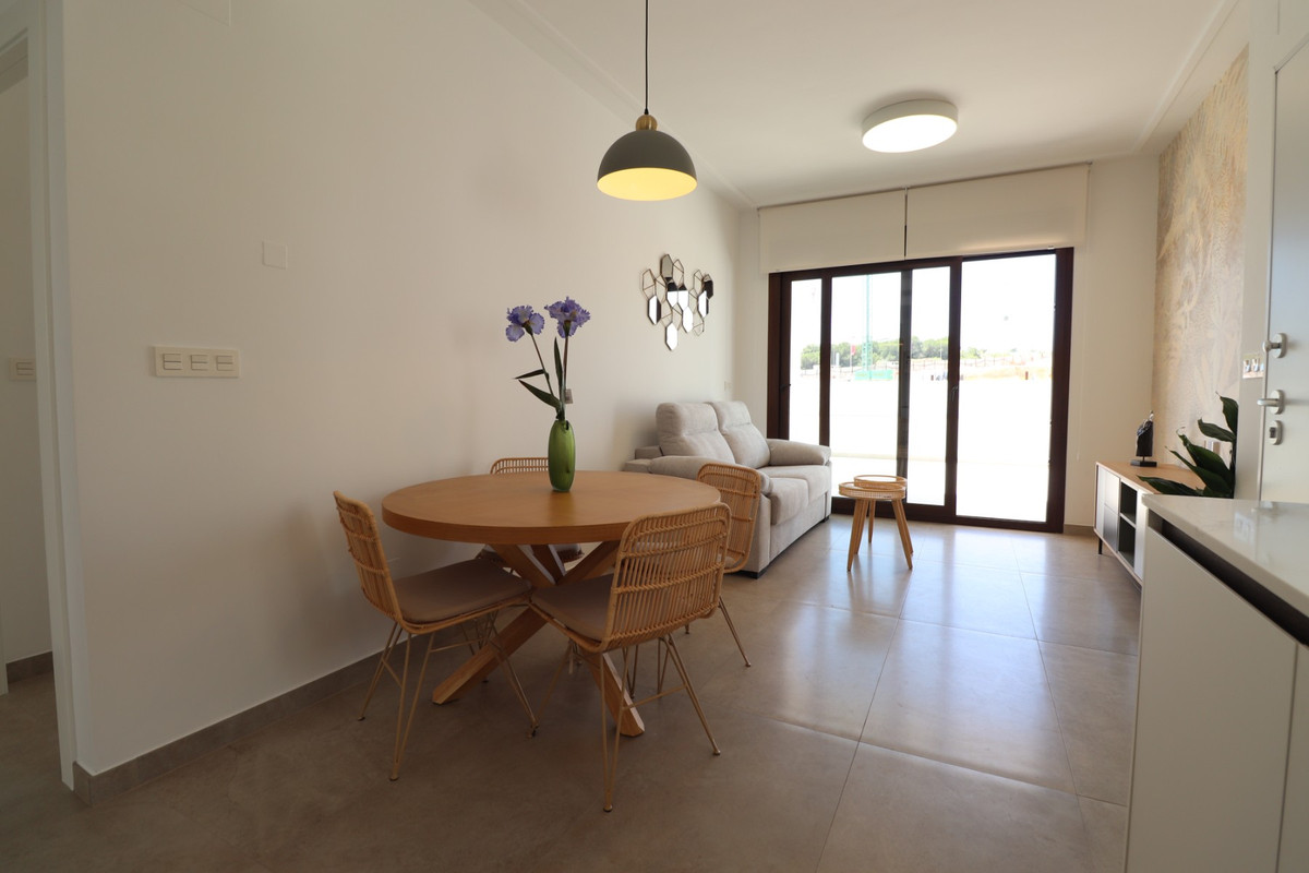 Se vende Apartamento Planta Baja de 3 dormitorios en Costa Blanca, Alicante, España