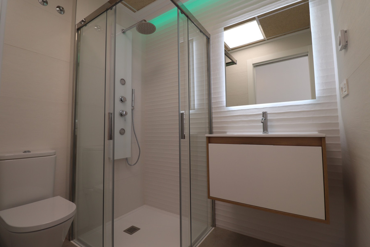 Se vende Apartamento Planta Baja de 3 dormitorios en Costa Blanca, Alicante, España