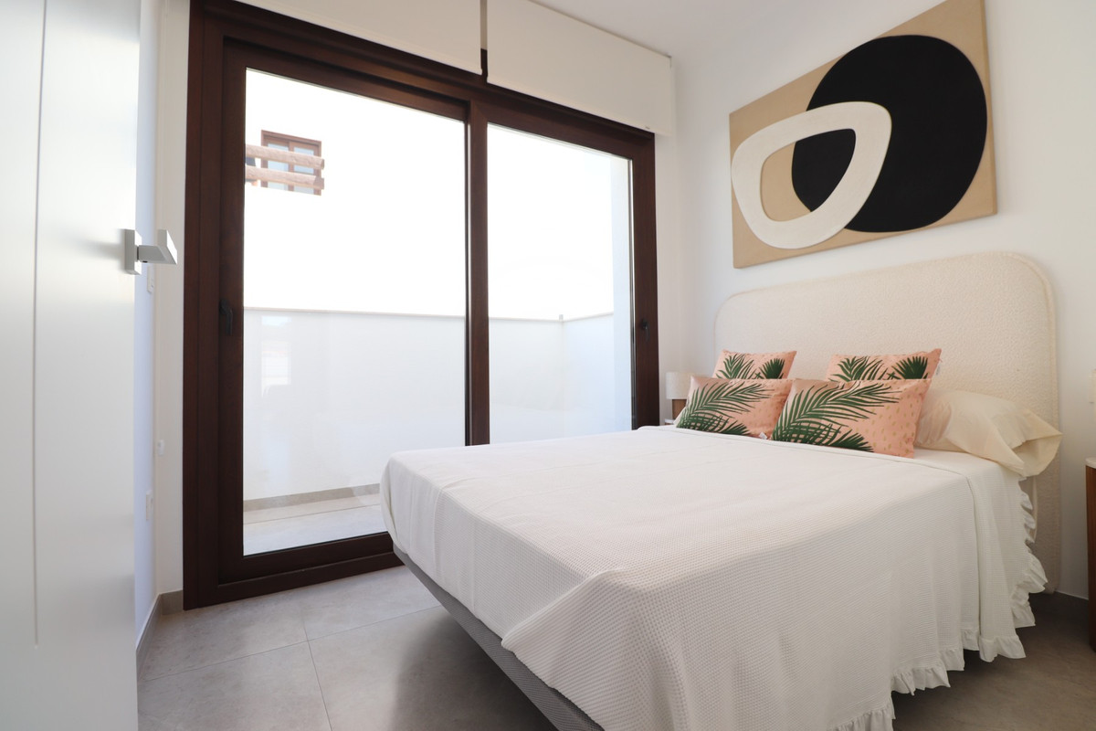 Se vende Apartamento Planta Baja de 3 dormitorios en Costa Blanca, Alicante, España