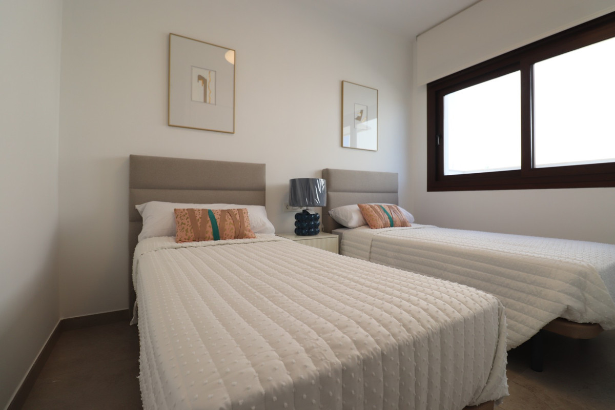 Se vende Apartamento Planta Baja de 3 dormitorios en Costa Blanca, Alicante, España