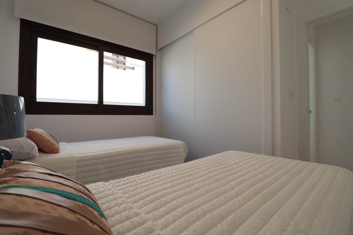 Se vende Apartamento Planta Baja de 3 dormitorios en Costa Blanca, Alicante, España
