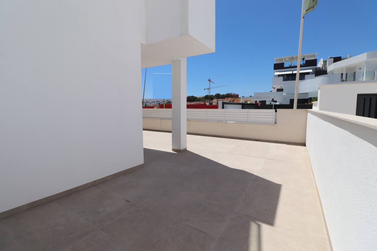 Se vende Apartamento Planta Baja de 3 dormitorios en Costa Blanca, Alicante, España