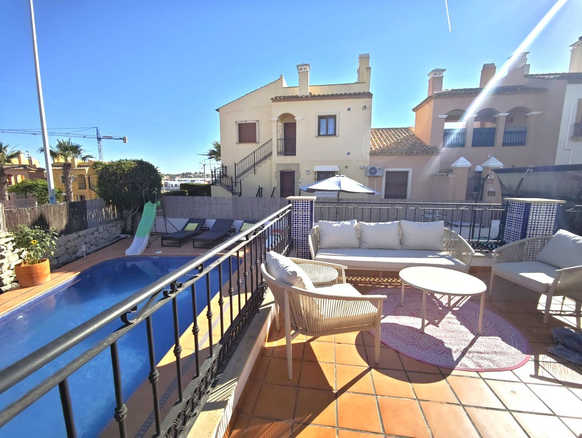 3 Bed Townhouse for sale in Algorfa Costa Blanca, Alicante, Spain