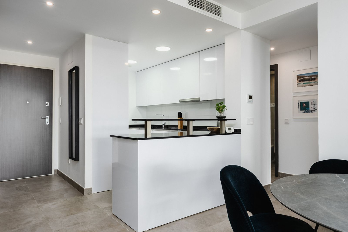 2 Bed Apartment for sale in Estepona Costa Del Sol, Málaga, Spain