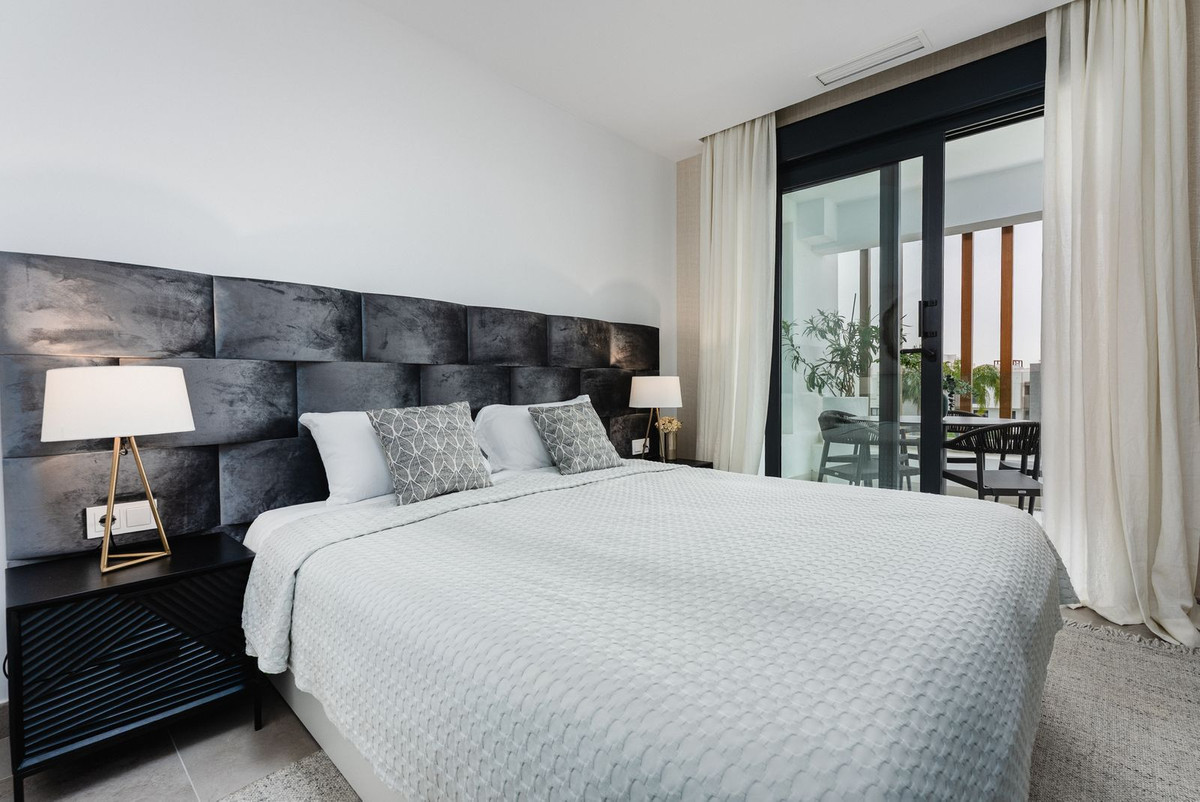 2 Bed Apartment for sale in Estepona Costa Del Sol, Málaga, Spain
