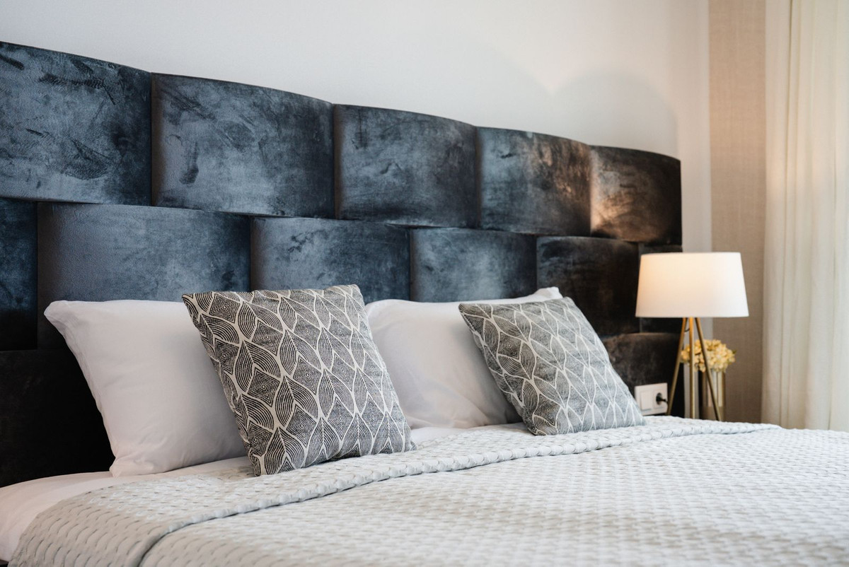 2 Bed Apartment for sale in Estepona Costa Del Sol, Málaga, Spain