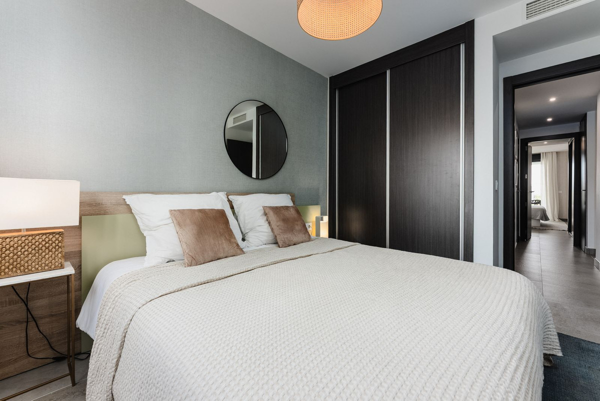 2 Bed Apartment for sale in Estepona Costa Del Sol, Málaga, Spain
