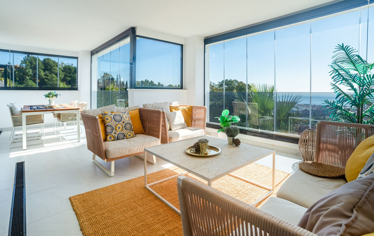 2 Bed Apartment for sale in Estepona Costa Del Sol, Málaga, Spain