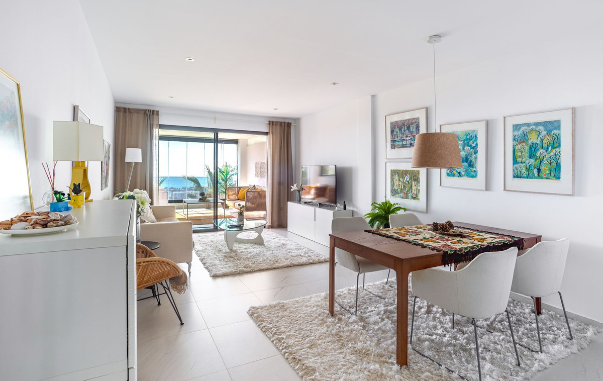 2 Bed Apartment for sale in Estepona Costa Del Sol, Málaga, Spain